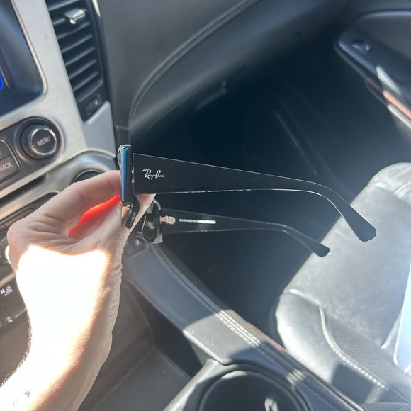 Ray-Ban Black Sunglasses with Tan Case - Picture 5 of 5